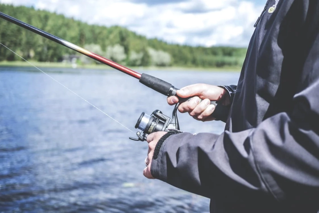 Panduan Lengkap Memulai Hobi Memancing untuk Pemula